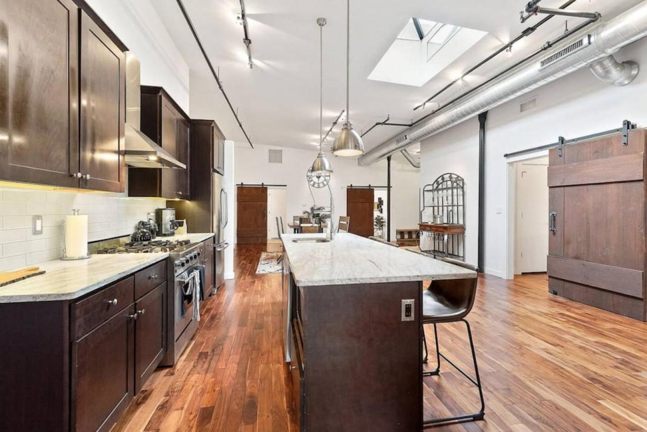 Holiday home Luxurious Million Dollar Penthouse With Elevator And Parking *
